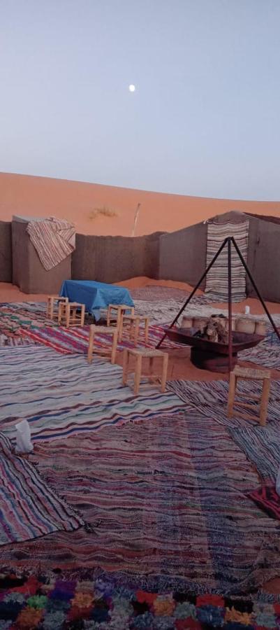 Merzouga Camp And Hostel מראה חיצוני תמונה